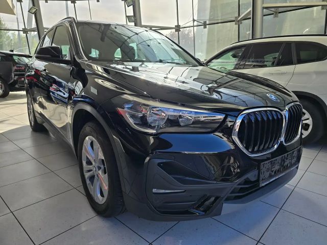 BMW X1 25e Hybrid Allrad Aut. Navigation/Parkassistent