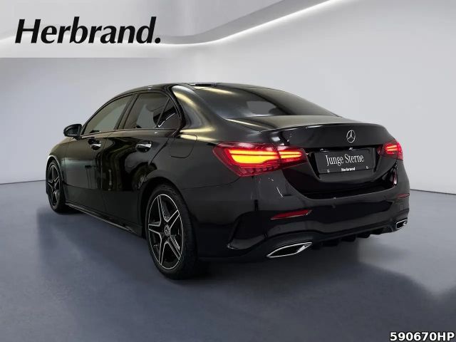 Mercedes-Benz A 180 AMG Line