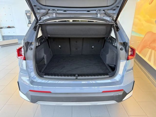 BMW X1 sDr18d Aut.U11 NAV+TEM+SITZH+KOMF+adpLED+SPUR