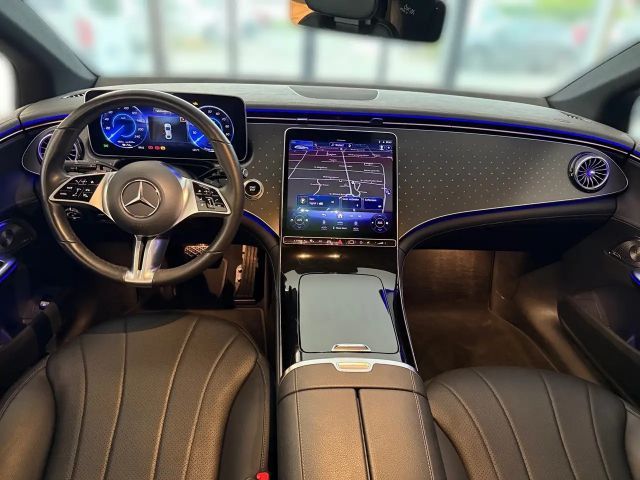 Mercedes-Benz EQE 300 Sedan