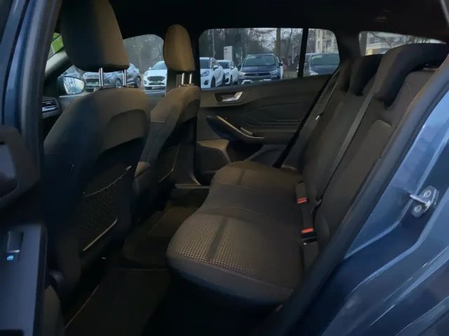 Ford Focus ST Line Wagon