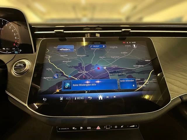 Mercedes-Benz E 300 E 300 e Sedan