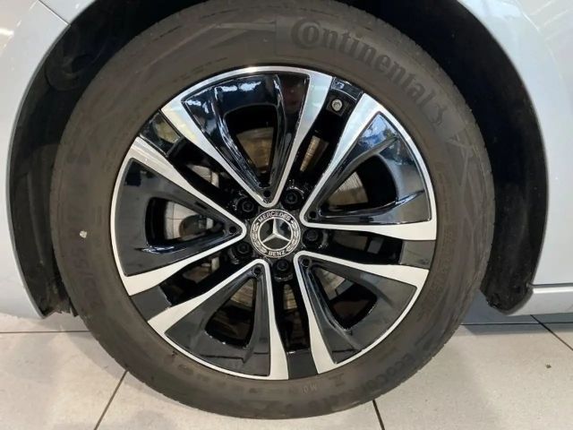 Mercedes-Benz B 180 Progressive Sedan