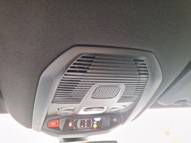 Peugeot 3008 EAT8 GT-Line Hybrid4