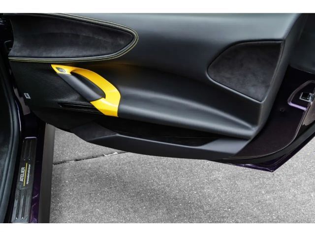 Ferrari SF90 Stradale