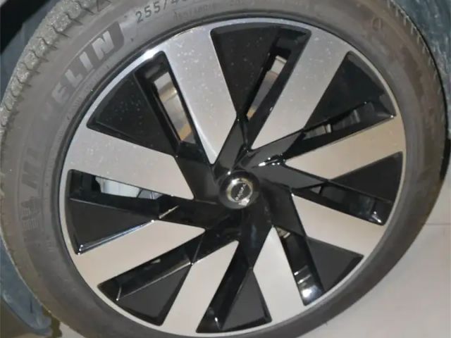 Volvo V90 AWD Dark Plus T6