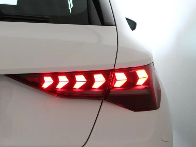 Audi A3 30 TDI Sedan