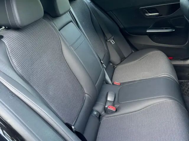 Mercedes-Benz C 220 4MATIC C 220 d Estate