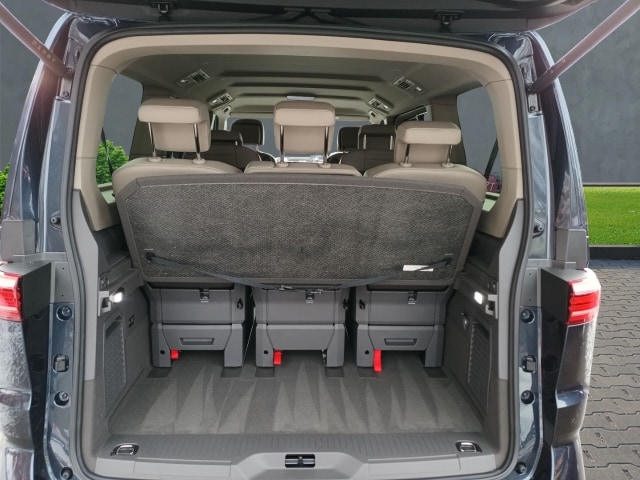 Volkswagen Multivan 2.0 TDI Lang Life T7