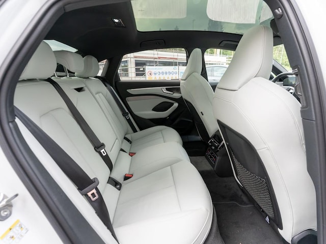 Audi A6 e-tron Quattro