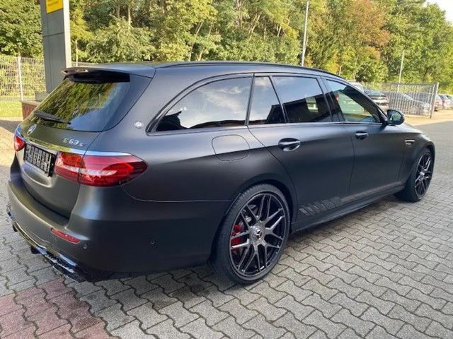 Mercedes-Benz E 63 AMG AMG Line