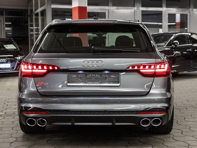 Audi S4 Avant Quattro