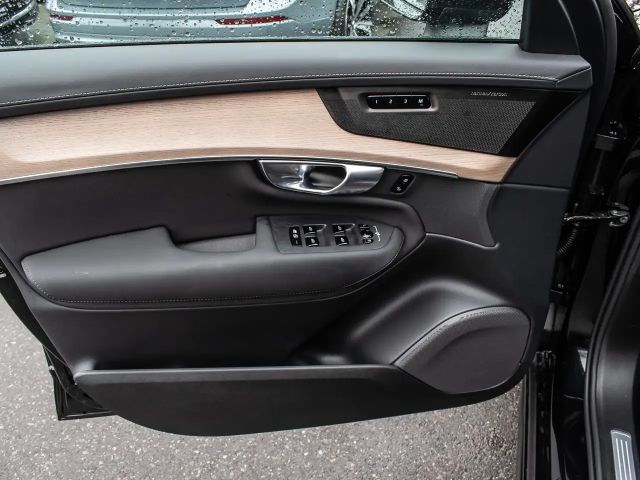 Volvo XC90 AWD Dark Plus T8