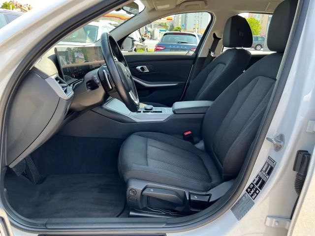 BMW 320 320d Touring xDrive