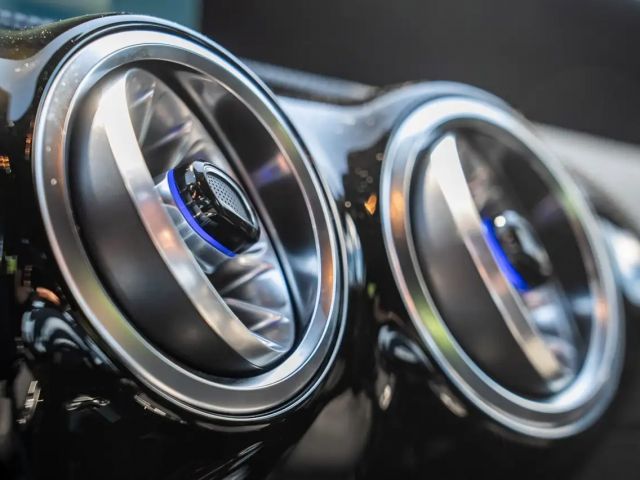 Mercedes-Benz CLA 200 AMG Line Coupé