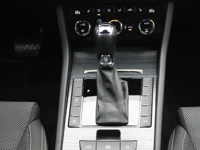 Skoda Superb 2.0 TDI Combi Style Style