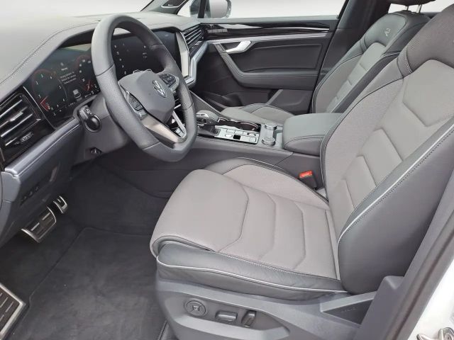 Volkswagen Touareg IQ.Drive R-Line