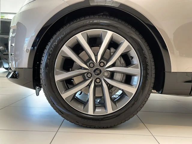 Land Rover Discovery D250 Dynamic SE