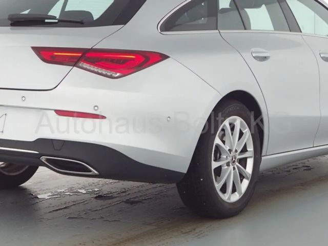 Mercedes-Benz CLA 180 Shooting Brake