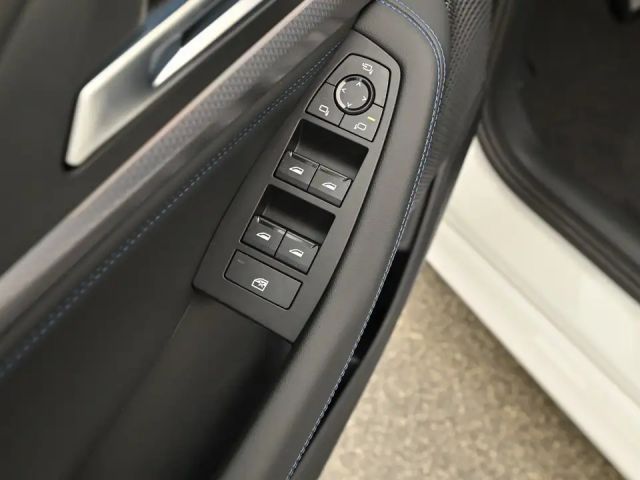 BMW 218 218d Active Tourer Sedan