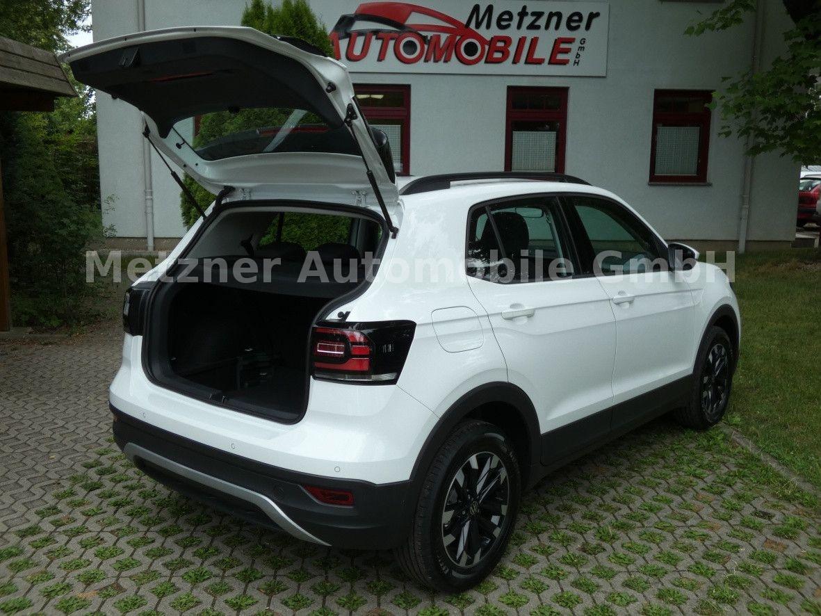 Volkswagen T-Cross Life