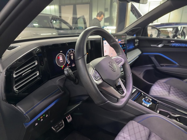 Volkswagen Tiguan BLACK+MATRIX+APP+DAB+AHK+VIRT+ACC