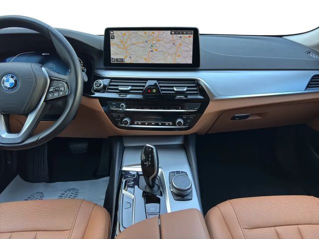 BMW 530 530e Touring