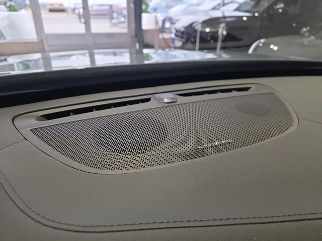 Volvo XC90 AWD Dark Plus