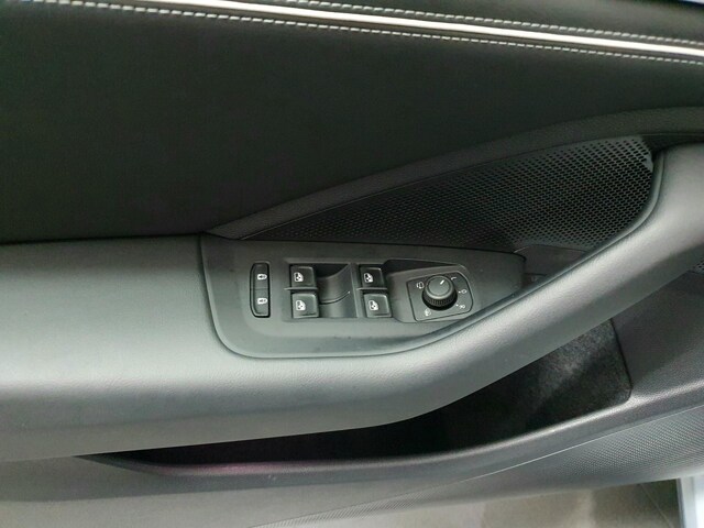 Volkswagen Passat 2.0 TDI Business DSG Variant