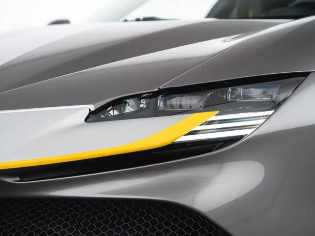 Ferrari SF90 Stradale