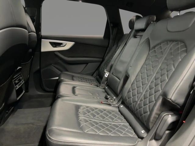 Audi Q7 50 TDI Quattro S-Line