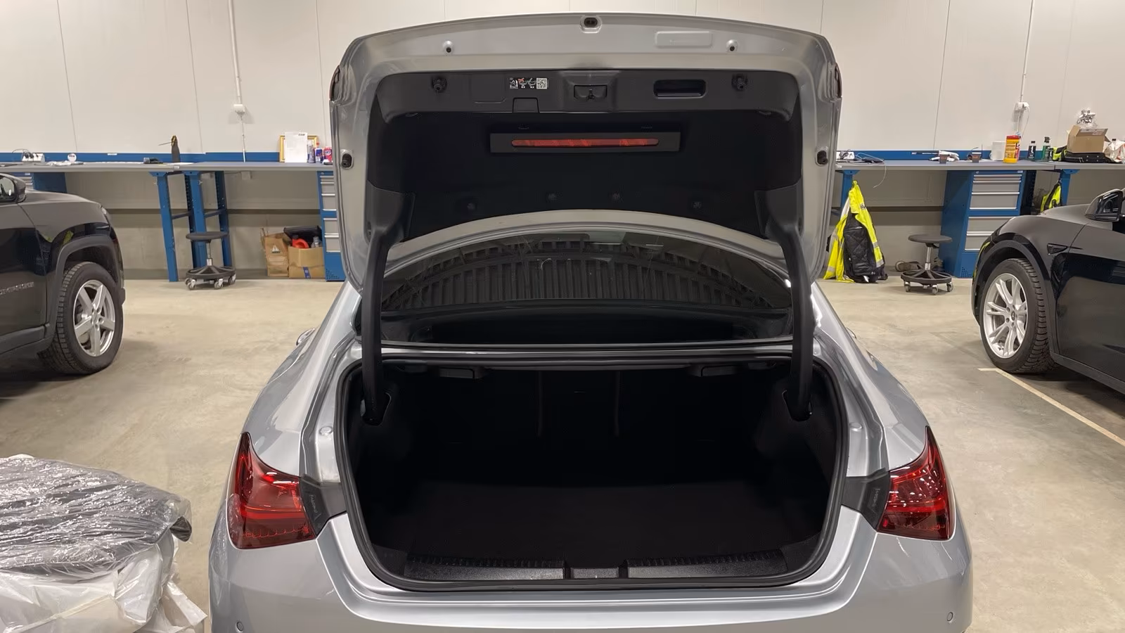 Mercedes-Benz CLA 200 AMG Line Sedan