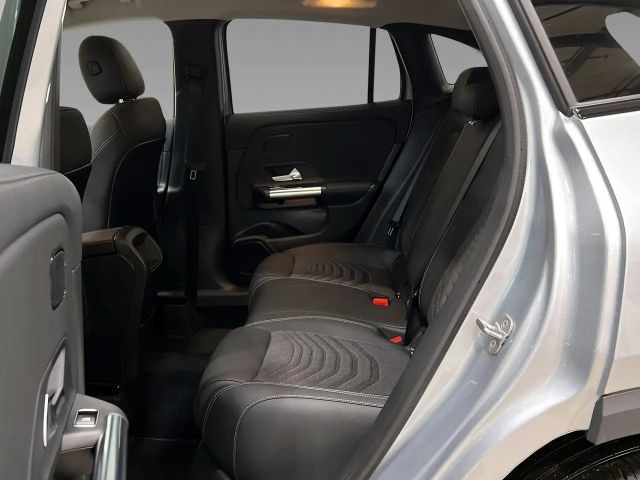 Mercedes-Benz GLA 200 Progressive