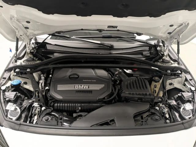 BMW 220 220i Coupé M-Sport xDrive