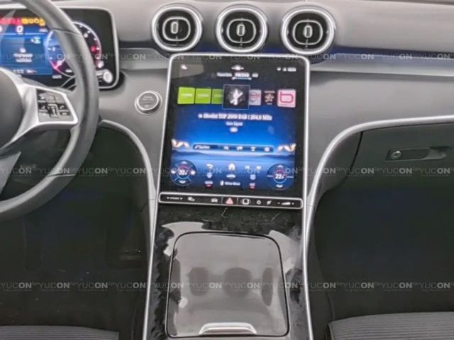 Mercedes-Benz C 220 4MATIC C 220 d Sedan