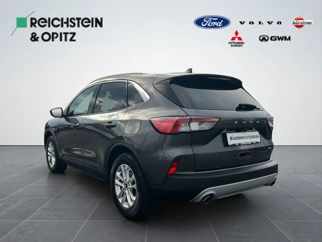 Ford Kuga AWD Hybrid Titanium