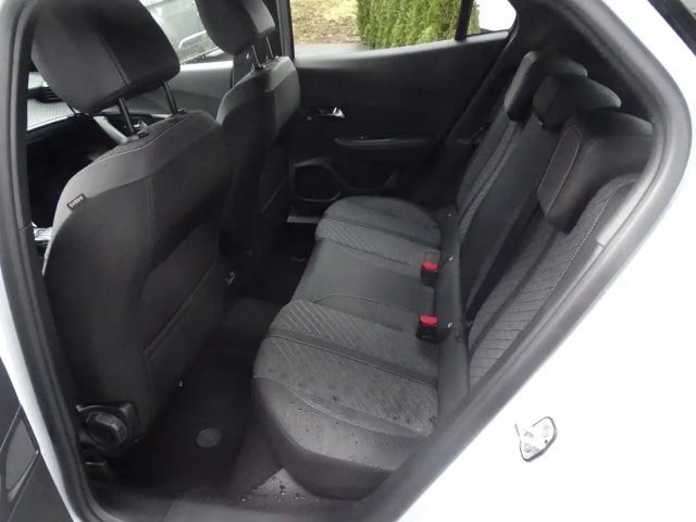 Peugeot 2008 Allure Pack