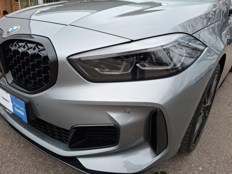 BMW M135i 5-deurs xDrive