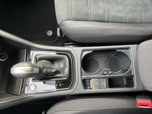 Volkswagen Touran 2.0 TDI DSG R-Line