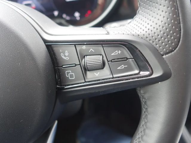 Alfa Romeo Giulia AT8 Q4 TI