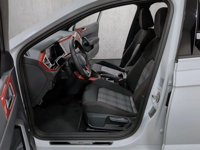 Volkswagen Polo 2.0 TSI DSG GTI
