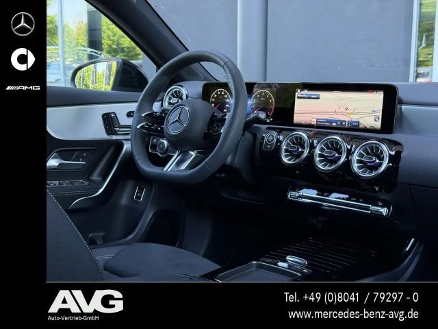 Mercedes-Benz A 200 AMG Line