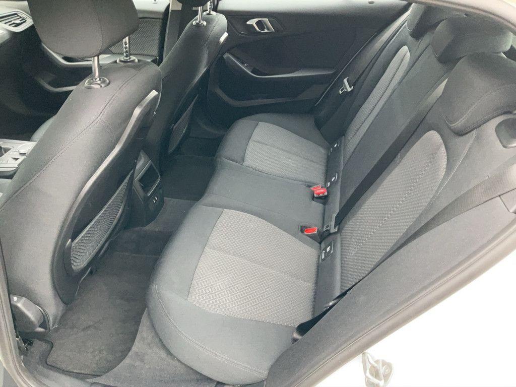 BMW 118 118i Advantage pakket