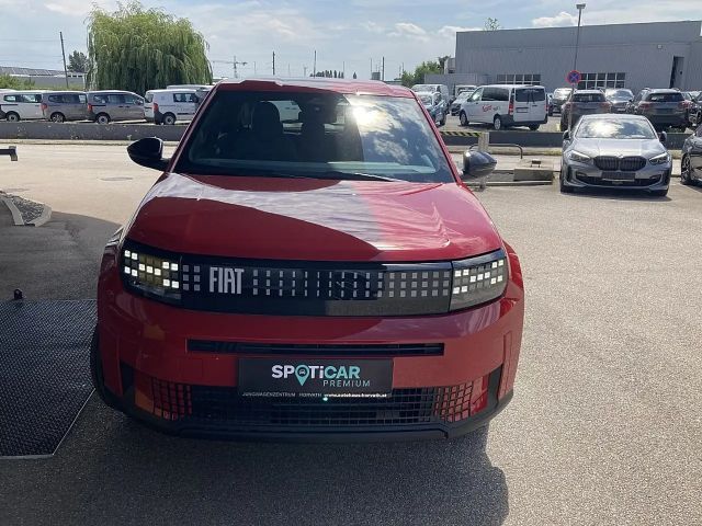 Fiat Grande Panda E RED