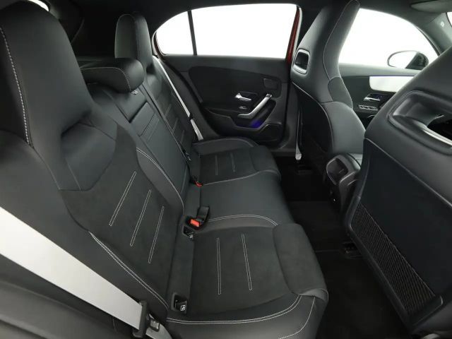 Mercedes-Benz A 200 AMG Line Hatchback