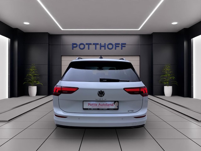 Volkswagen Golf 1.5 eTSI DSG Life Variant