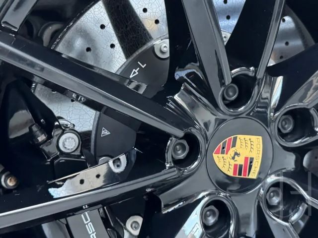 Porsche 992 4S Cabrio Carrera