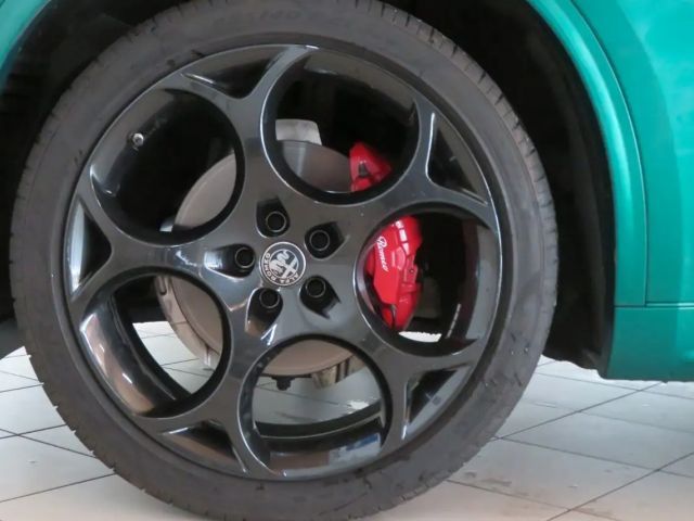 Alfa Romeo Stelvio Q4