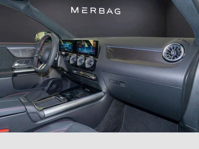 Mercedes-Benz GLA 180 AUT DynLicht Fernlichtass. Kam. KeyLess