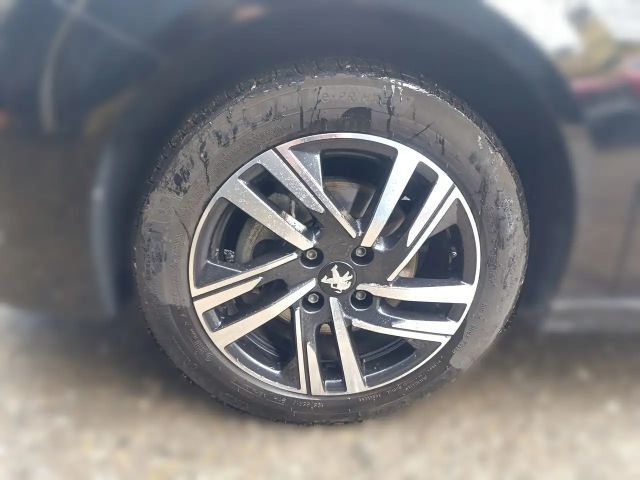 Peugeot 208 Allure Pack PureTech